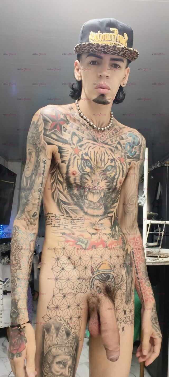 FOTOS DE FLACO ACTIVO BLANCO TATUADO MORBOSO CON SITIO