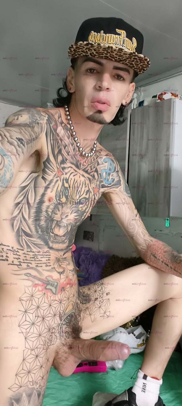 FOTOS DE FLACO ACTIVO BLANCO TATUADO MORBOSO CON SITIO