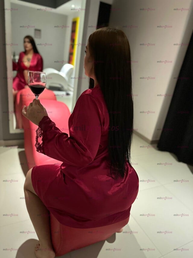 FOTOS DE HERMOSA COMPLACIENTE PELINEGRA DISPONIBLE SIEMPRE PARA TI