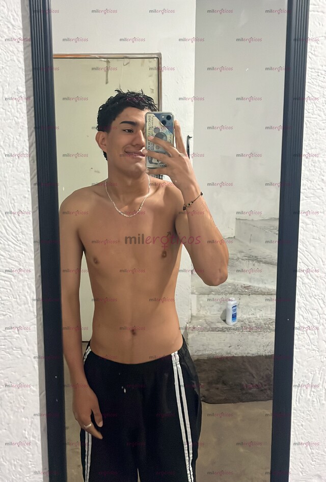 FOTOS DE HOMBRES Y MUJERES SOY DE GRAN TAMAÑO MIDE 17CM