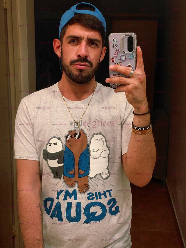 FOTOS DE JOVEN ATRACTIVO Y VERGON, MUY CALIENTE LISTO PARA COMPLACERTE