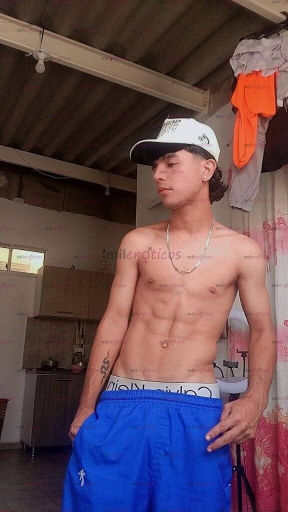 FOTOS DE POLLO SÚPER CALIENTE Y COMPLACIENTE EN LO QUE DESEES, RE PARCHADO