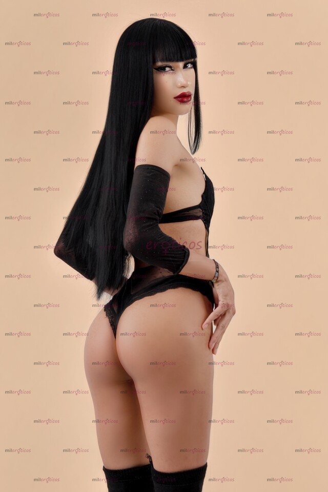 FOTOS DE SHARI ,NUEVA NIÑA,LA MEJOR MODELO CON SU CINTURA EN ACCIÓN