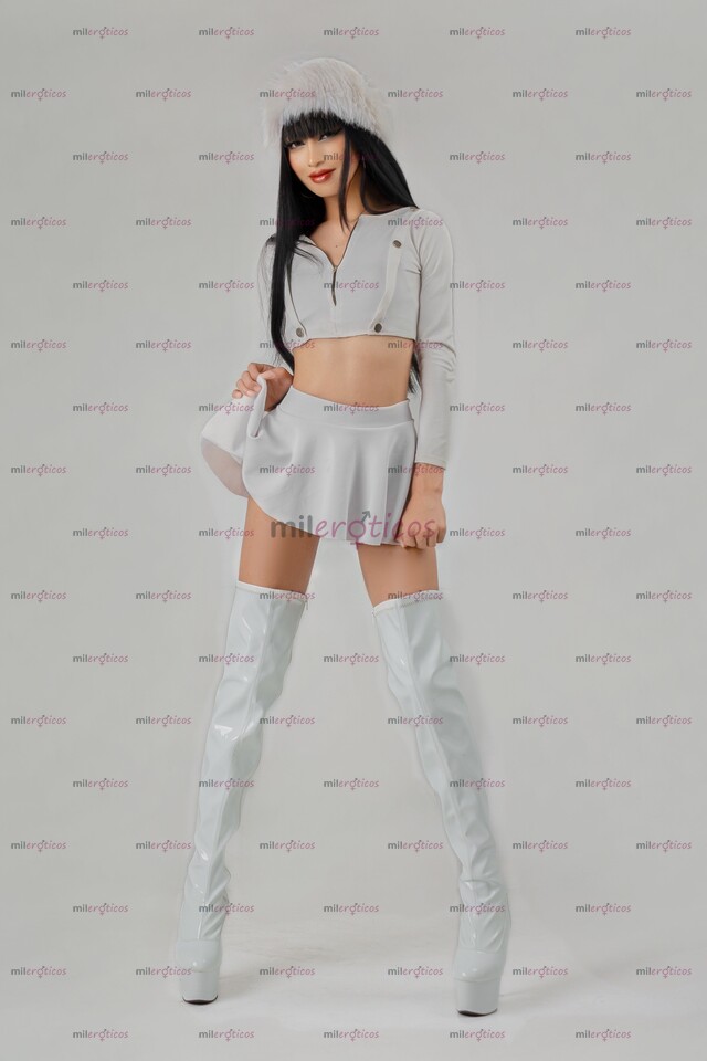 FOTOS DE SHARI ,NUEVA NIÑA,LA MEJOR MODELO CON SU CINTURA EN ACCIÓN
