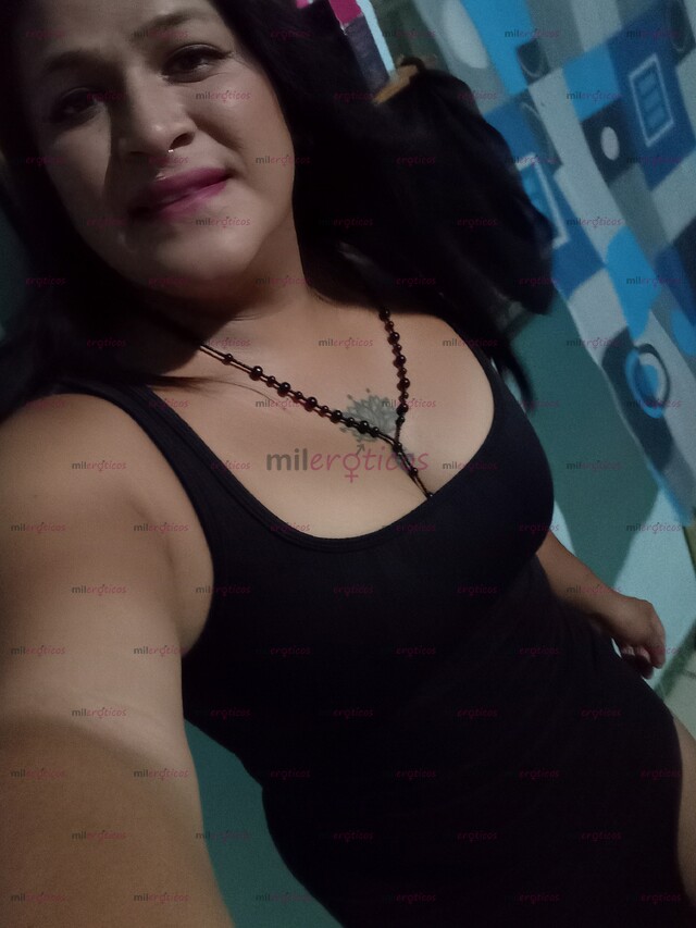 FOTOS DE HOLA SOY JACQUELINE 24 AÑOS ESTOY ALA ORDEN PARA ATENDER BB CUALQUIER FANTASÍA C