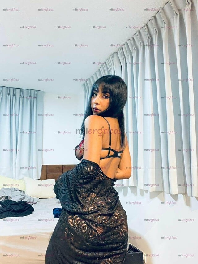 FOTOS DE LIZZ HERMOSA JÓVEN LISTA PARA COMPLACER