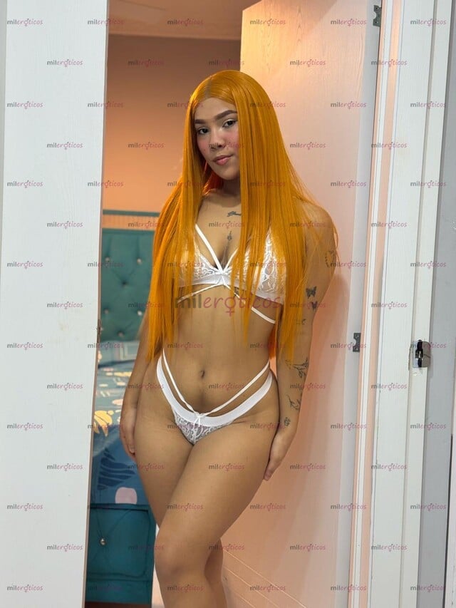 FOTOS DE MONA CABELLELLONA CARITA TIERNA BLANQUITA TATUADA HERMOSA SEXY