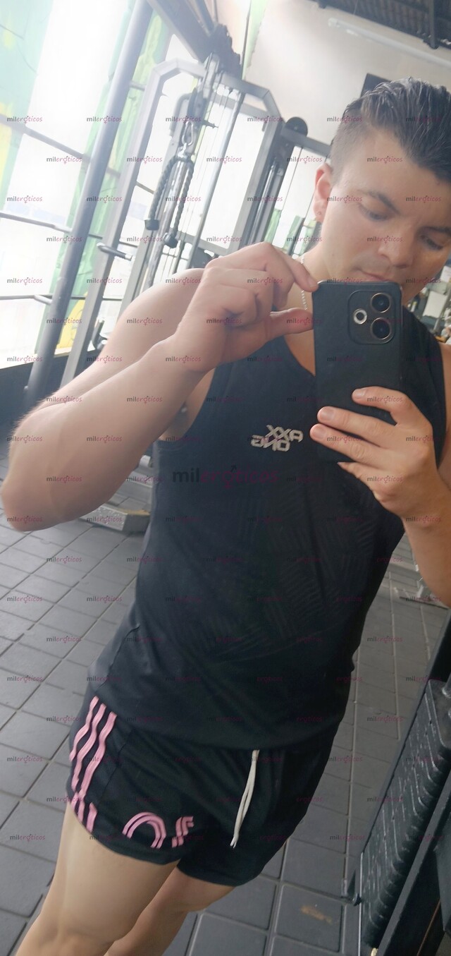 FOTOS DE CHICO JOVEN DESCOMPLICADO Y DISPONIBLE A DOMICILIO O RESIDENCIA