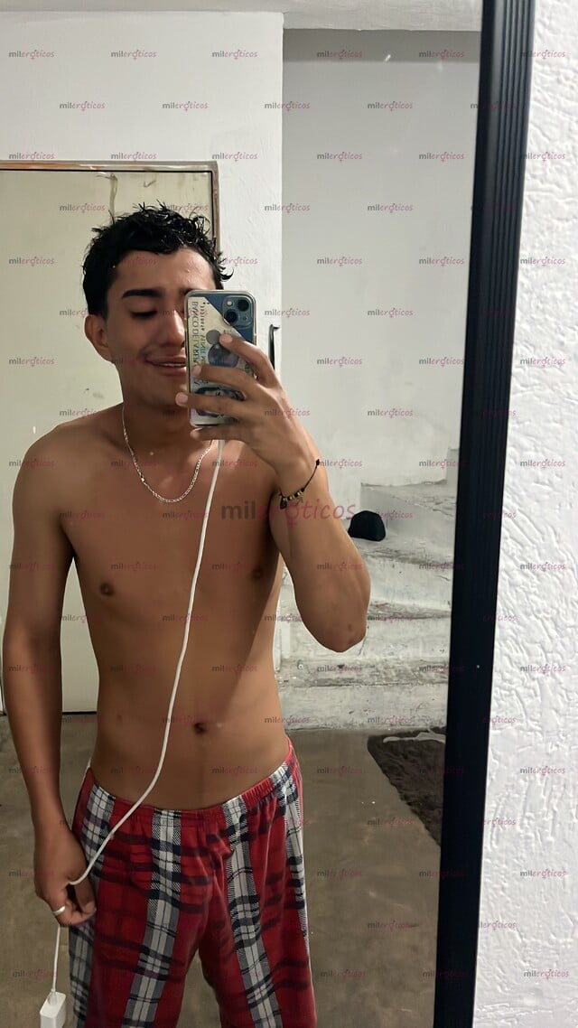 FOTOS DE SOY ÁNGEL EL CHICO PERFECTO PARA SATISFACER TUS DESEOS SEXUALES