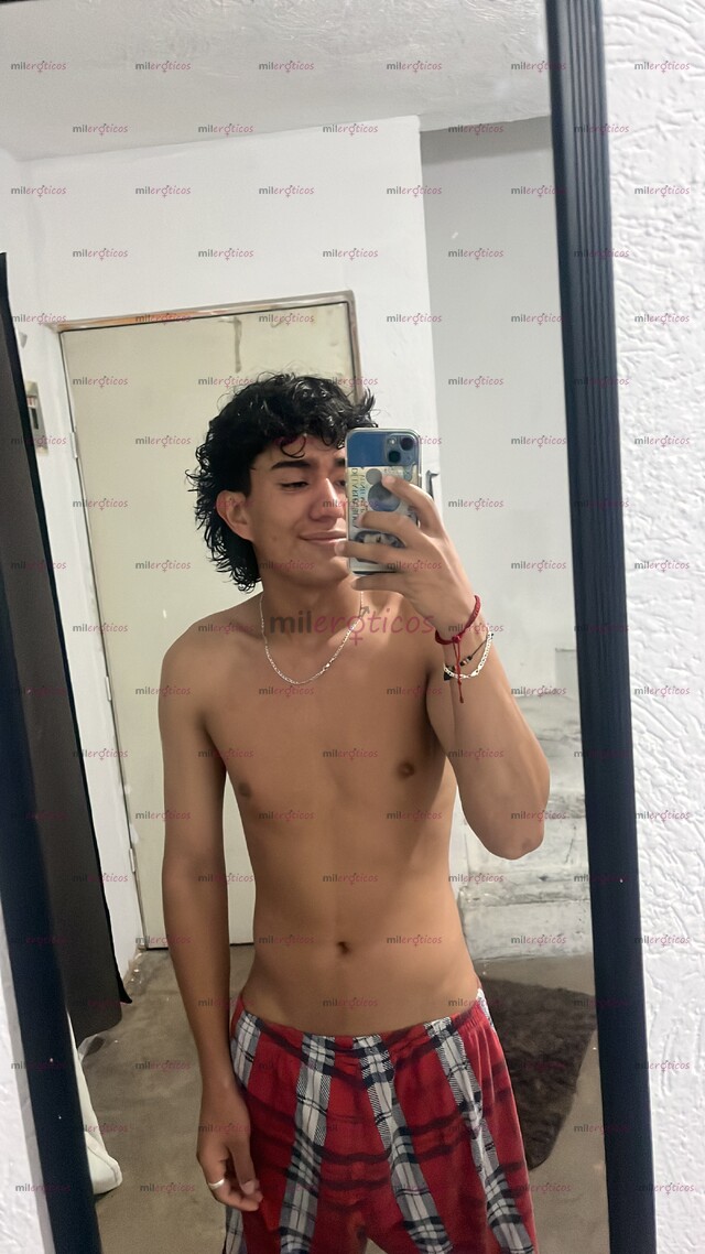 FOTOS DE SOY ÁNGEL EL CHICO PERFECTO PARA SATISFACER TUS DESEOS SEXUALES