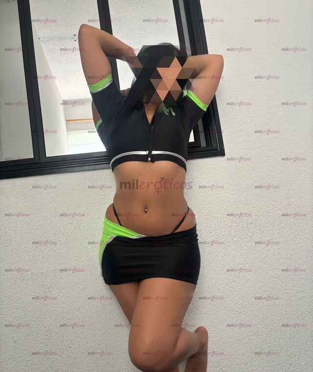 FOTOS DE NUNCA ANTES VISTA EN LA PÁGINA HERMOSA DE PIES A CABEZA Y CERO PAYASA DELGADITA
