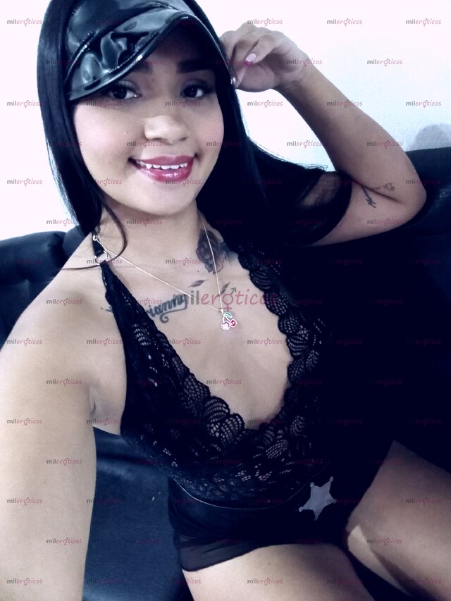 FOTOS DE LINDA FLACA NATURAL Y MUY HACIADA LISTA PARA COMPLACERTE