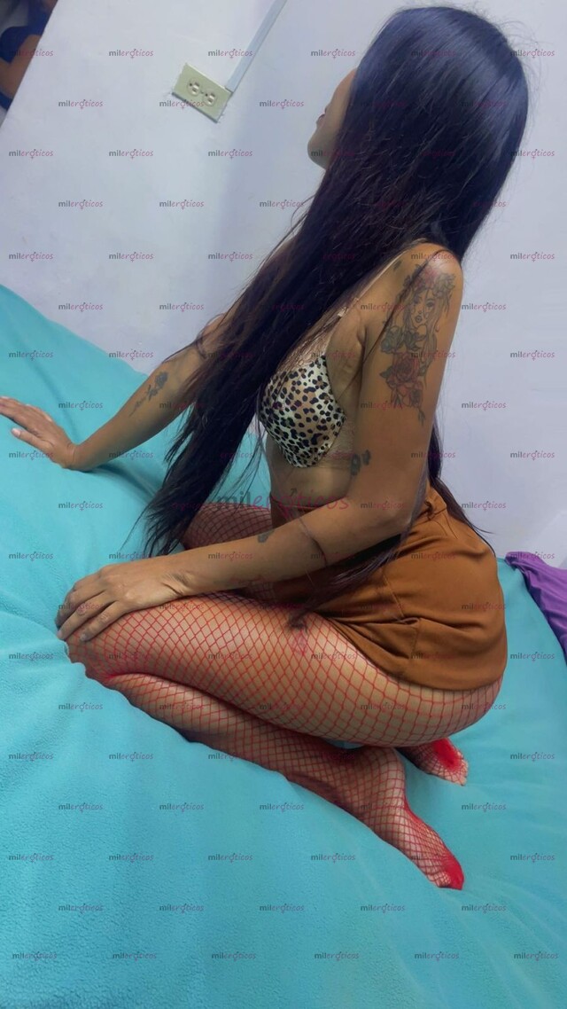 FOTOS DE TENGO LUGAR EN EL CENTRO REAL REAL REALRICA DISPUESTA A GEMIR Y GRITAR DE PLACER