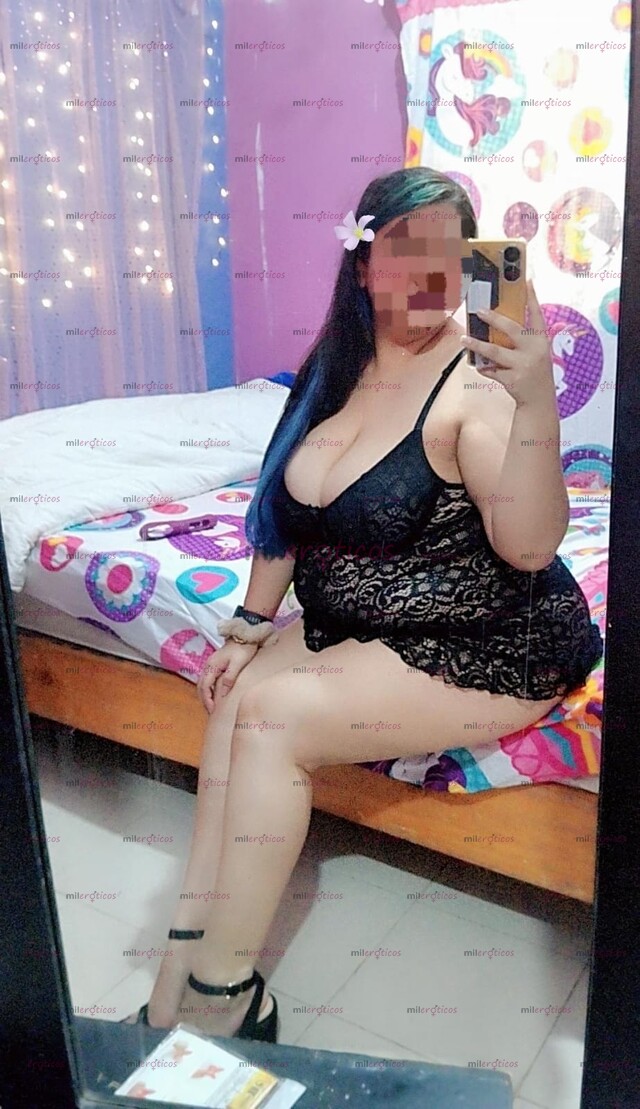 FOTOS DE AZUL GORDITA TETONA, CALIENTE Y COMPLACIENTE