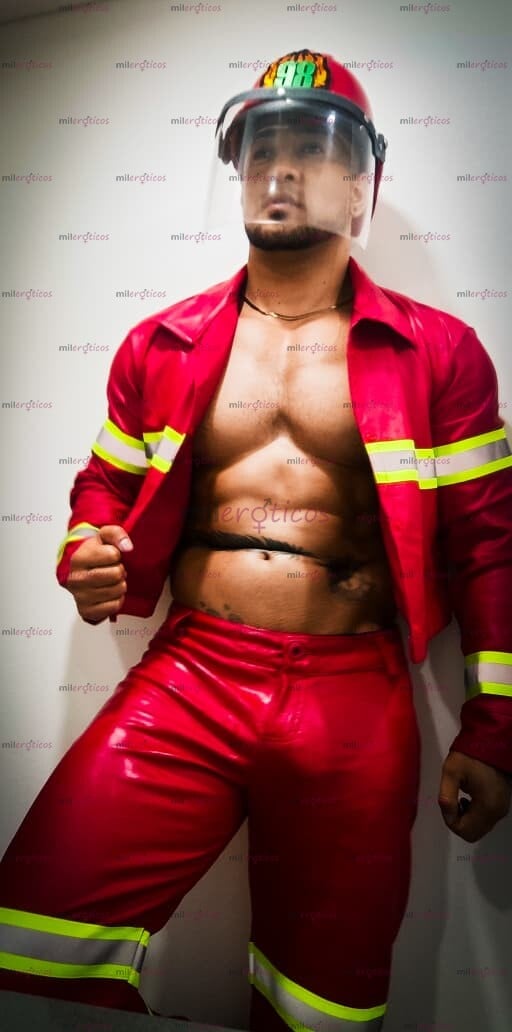 FOTOS DE MASAJISTA Y STRIPER PROFESIONAL A DOMICILIO SERVICIO VIP