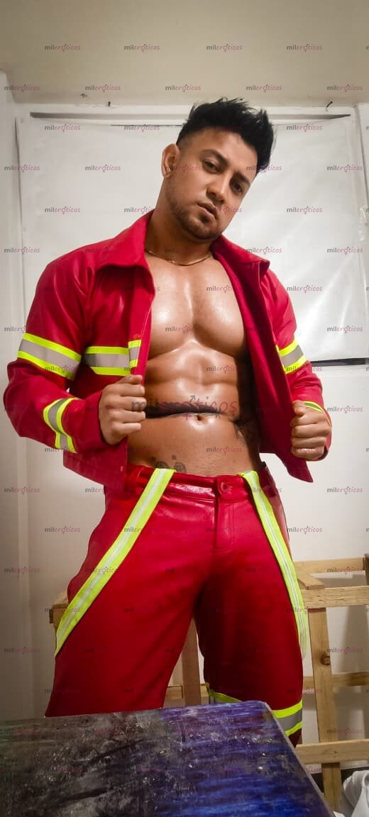 FOTOS DE MASAJISTA Y STRIPER PROFESIONAL A DOMICILIO SERVICIO VIP