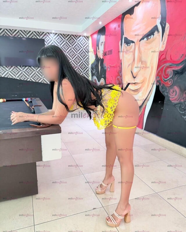 FOTOS DE HERMOSA CHICA PELINEGRA, CALIENTE, SENSUAL Y ATREVIDA