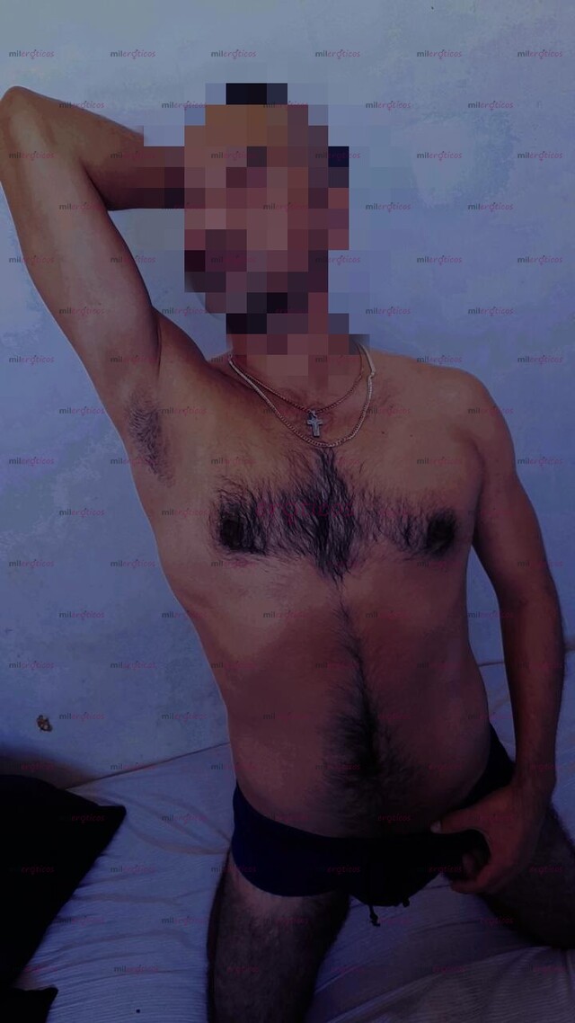 FOTOS DE SOY JAVIER UN MACHO BIEN DOTADO CON GANAS DE ROMPER CULOS