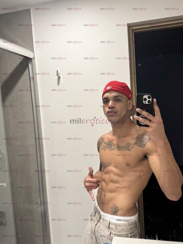 FOTOS DE MORENO VENEZOLANO 20CM CON GANAS DE DAR LECHE 9211391862