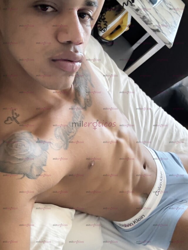 FOTOS DE MORENO VENEZOLANO 20CM CON GANAS DE DAR LECHE 9211391862