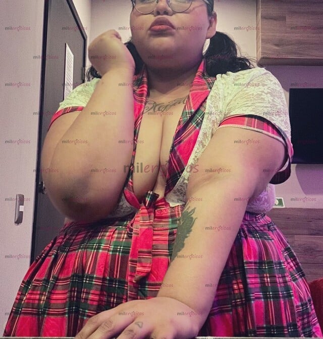FOTOS DE ESTUDIANTE BBW SUMISA, MULTIORGASMICA Y SÚPER DISPONIBLE PARA COMER LECHITA