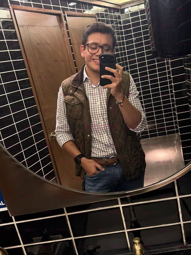 FOTOS DE JOVEN COLAGENO PARA EXPERIENCIAS EXCLUSIVAS CON MUJERES Y PAREJAS!!!