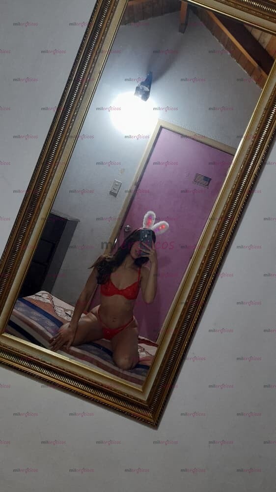 FOTOS DE ¡VEN A VER CÓMO GIME UNA FLAQUITA BIEN PERRITA! ¿ME CALIENTAS?