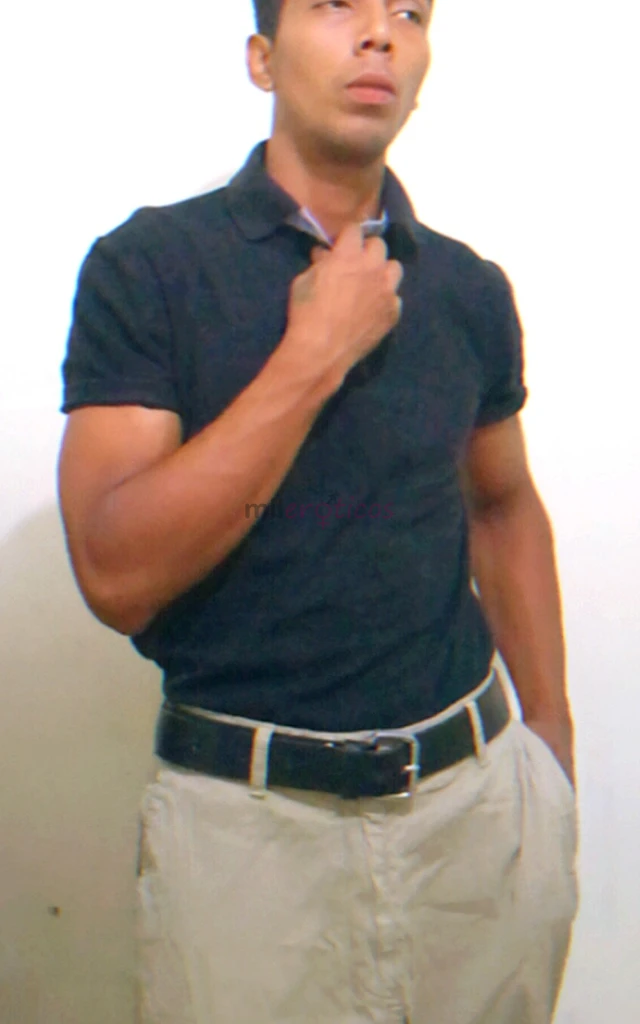 Quiero llenarte la boca de leche quiero que pruebes con tu boca mi nectar prohibido quiero llenar cada parte de tu cuerpo con mi fluido mi semen quier...