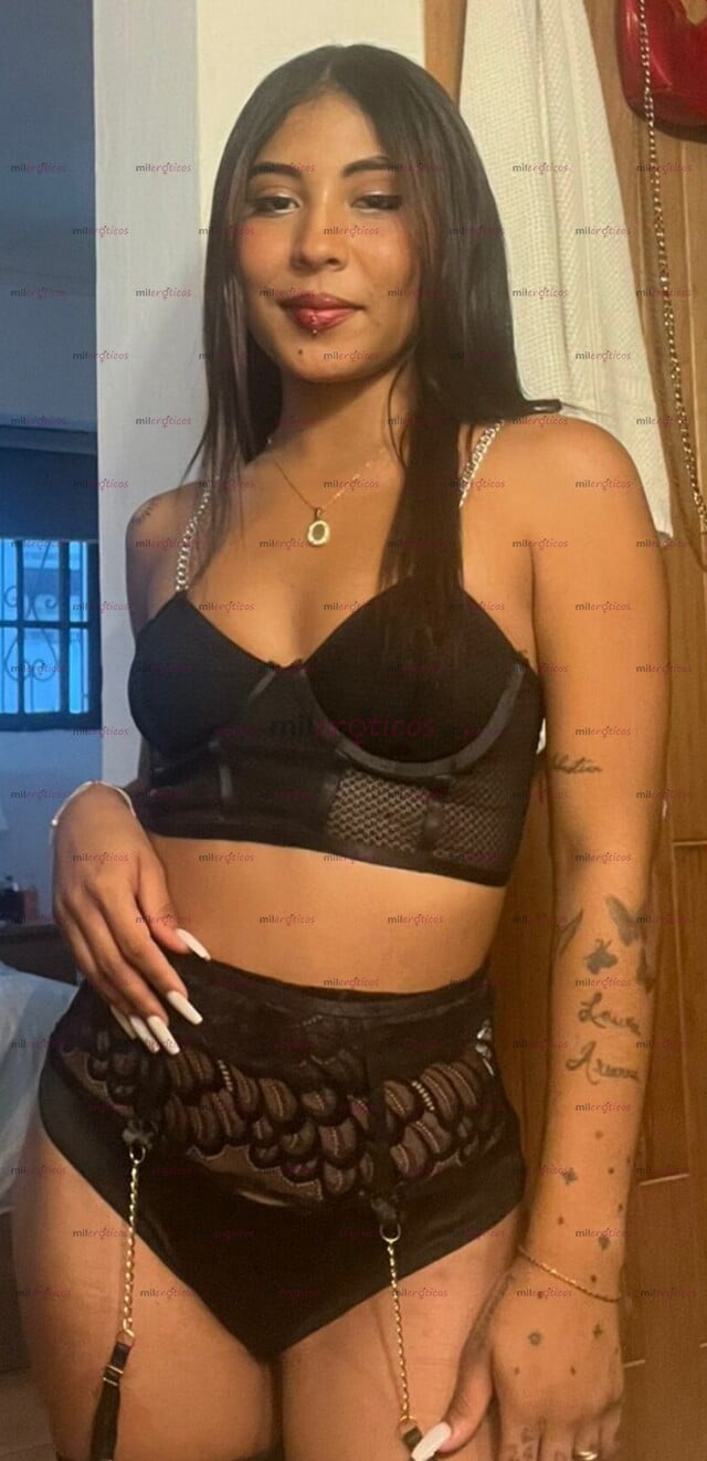 FOTOS DE LA HERMOSA Y JOVEN LIZZ DISPUESTA COMPLACERTE