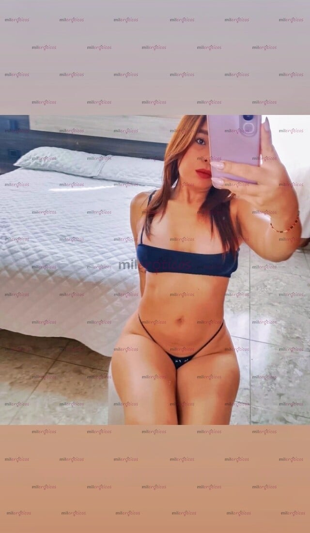 FOTOS DE EXUBERANTE Y SENSUAL FLACA EXÓTICA SOLO PARA HOMBRES SOLVENTES