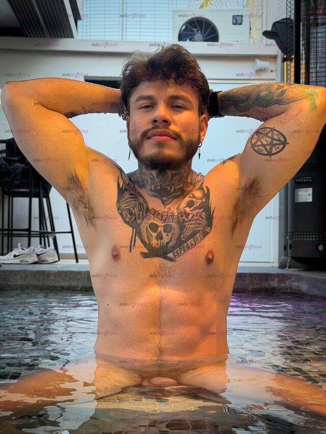FOTOS DE COLOMBIANO VARONIL, TATUADO, VERGON, DULCERO, FIESTERO, AGUANTADOR, MUSULOSO
