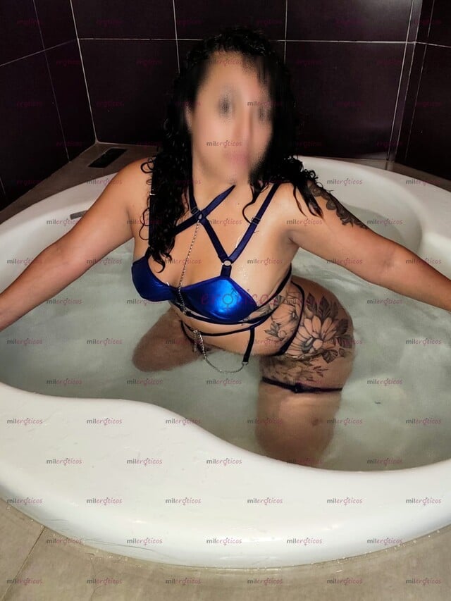 FOTOS DE LA UNICA DIOSA DEL PLACER... COMPLACIENTE Y MAS CALIENTE PAMELA