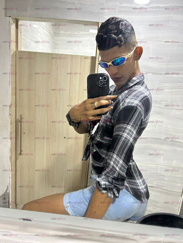 FOTOS DE CHICA TRANS TRAGONA VERSÁTIL FEMBOY SIN LÍMITES Y COMPLACIENTE A MACHOS
