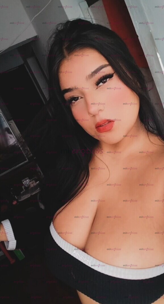 FOTOS DE ROLITA CON BONITO CUERPO LINDAS TETAS NATURALES, CURVY ARRECHA MUY COMPLACIENTE