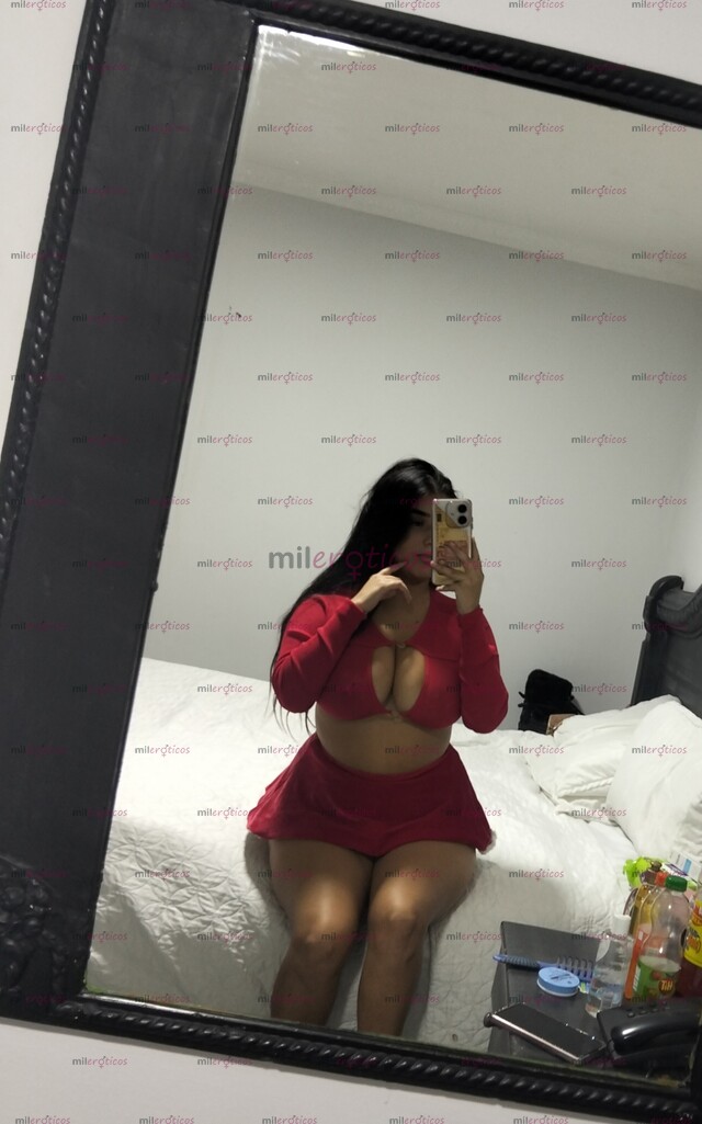 FOTOS DE ROLITA CON BONITO CUERPO LINDAS TETAS NATURALES, CURVY ARRECHA MUY COMPLACIENTE