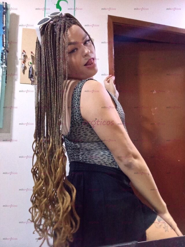 FOTOS DE LA PERRA MAMADORA DE TUS SUEÑOS PAEA HACERTE VENIR CON MI RICA BOCA Y LENGUA