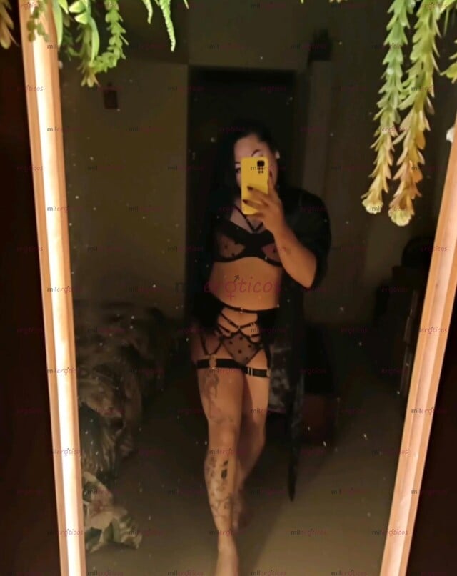 FOTOS DE TRABAJAMOS JUNTOS, OFRECIENDO UNA COMPAÑÍA ESPECIAL, DISCRETA Y LLENA DE CONEXIÓ
