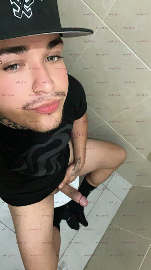 FOTOS DE HOLA MI NOMBRE ES FRANCISCO TENGO 22 AÑOS, TE INVITO A PASARLA RICO