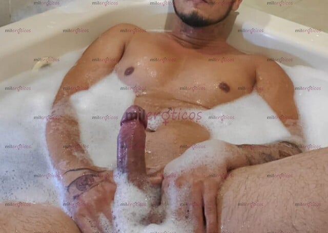 FOTOS DE TU JUGUETE SEXUAL DISPONIBLE PARA DARTE UN MOMENTO DE LUJURIA