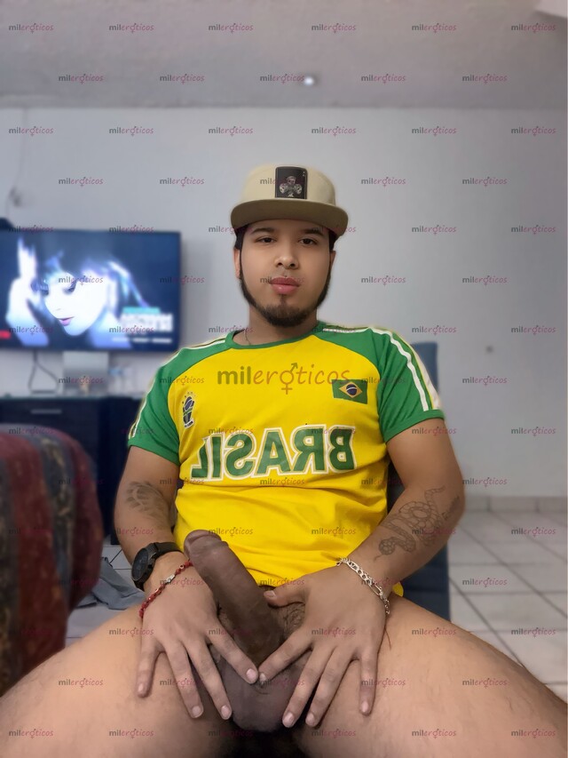 FOTOS DE PAPI CACHONDO DOTADO HÁBLAME Y TE HARÉ GOZAR DE PLACER CHAKAL VERGUDO