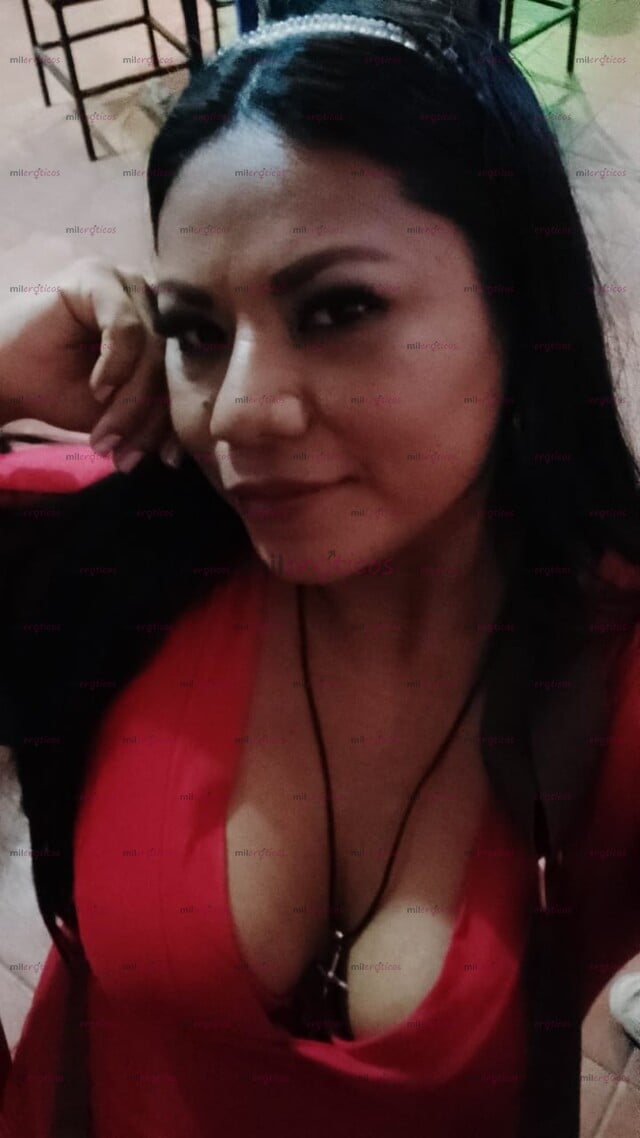 FOTOS DE MORENITA CACHONDA Y CALIENTE DISPUESTA A CUMPLIR TODAS TUS FANTASÍAS