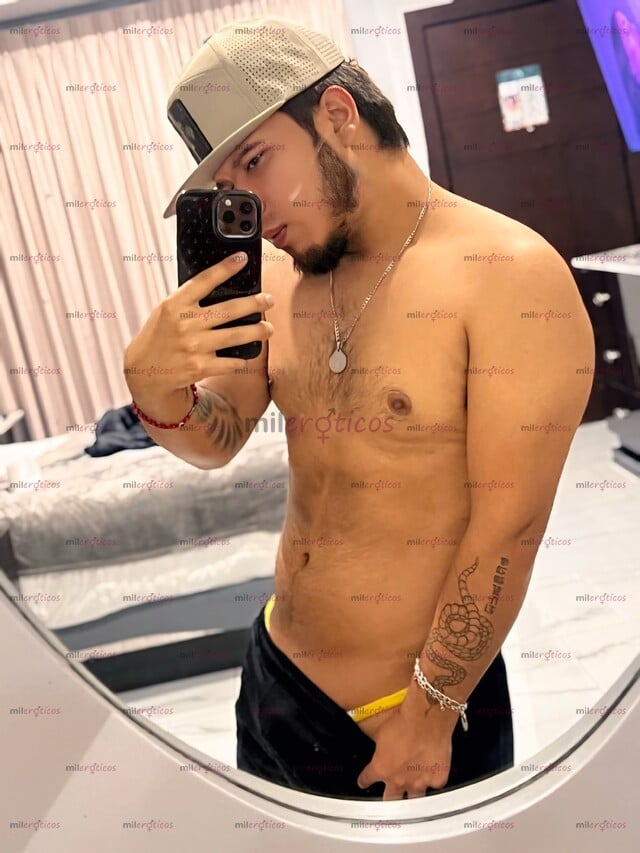 FOTOS DE PAPI CACHONDO DOTADO HÁBLAME Y TE HARÉ GOZAR DE PLACER CHAKAL VERGUDO