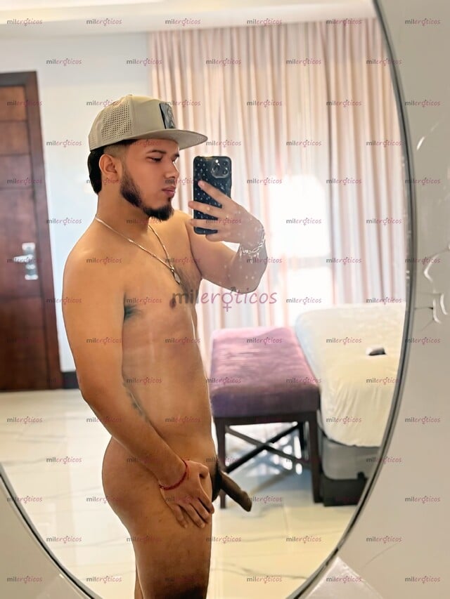 FOTOS DE PAPI CACHONDO DOTADO HÁBLAME Y TE HARÉ GOZAR DE PLACER CHAKAL VERGUDO