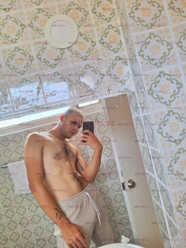 FOTOS DE VICTOR 23CM DE PASO POR BOGOTA, DISPONIBLE SERIO Y COMPLACIENTE
