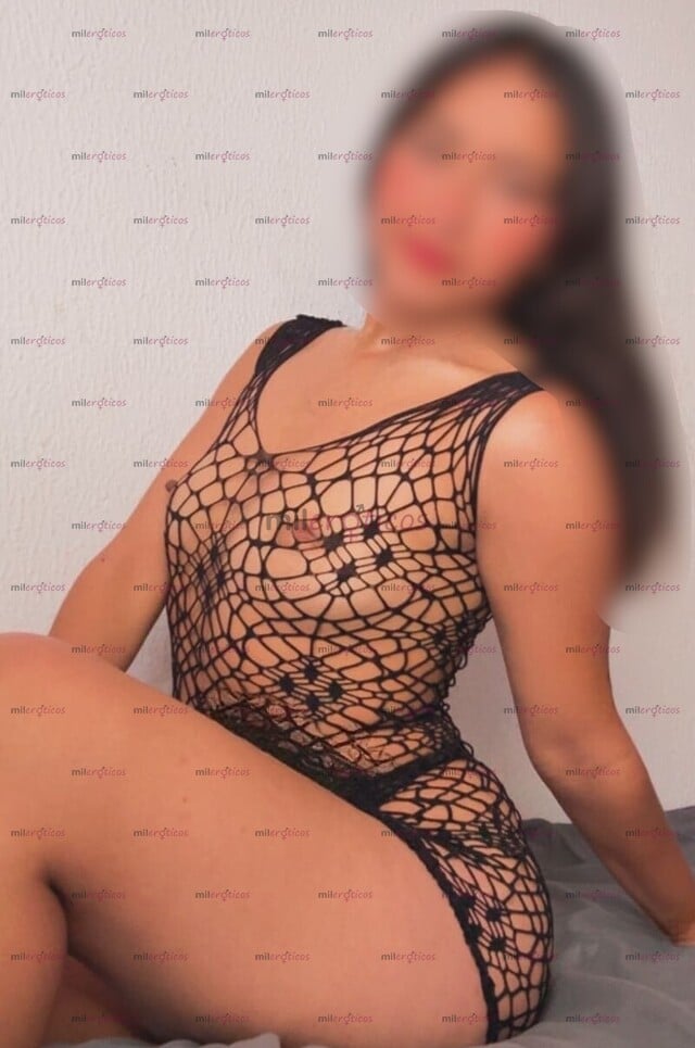 FOTOS DE CATALINA SCORT CULONA Y DE VAGINA ESTRECHITA DISIPONIBLE PARA TI