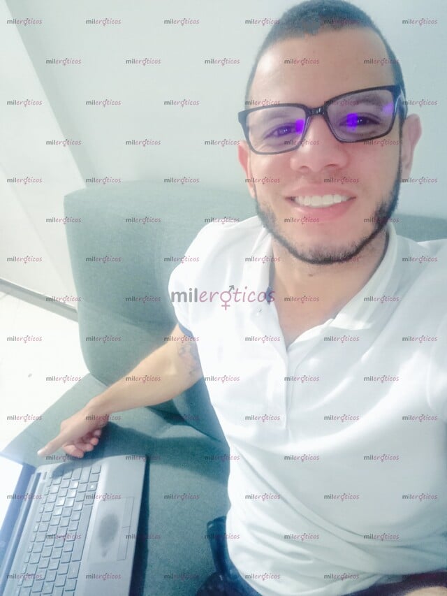 FOTOS DE CARL, TU AMANTE PARA EL RECUERDO. CARTAGENERO, APASIONADO