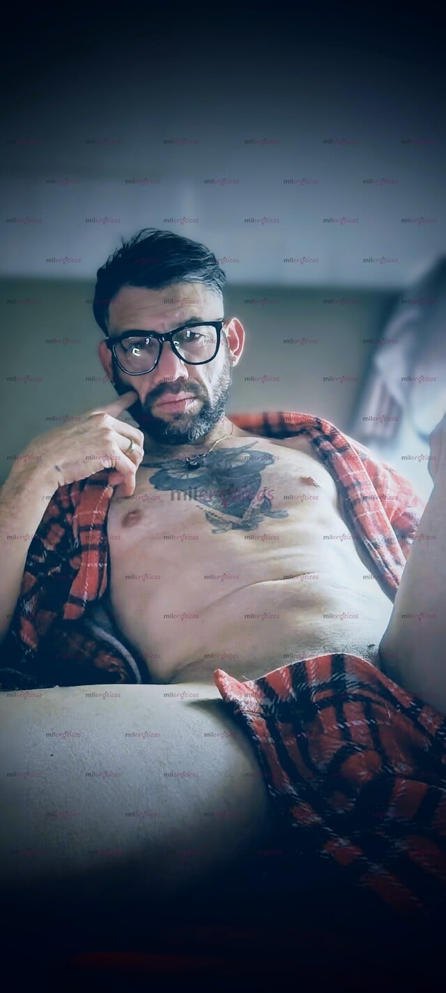 FOTOS DE HOLA, SOY ADRIÁN CON GANAS DE COMPLACERTE