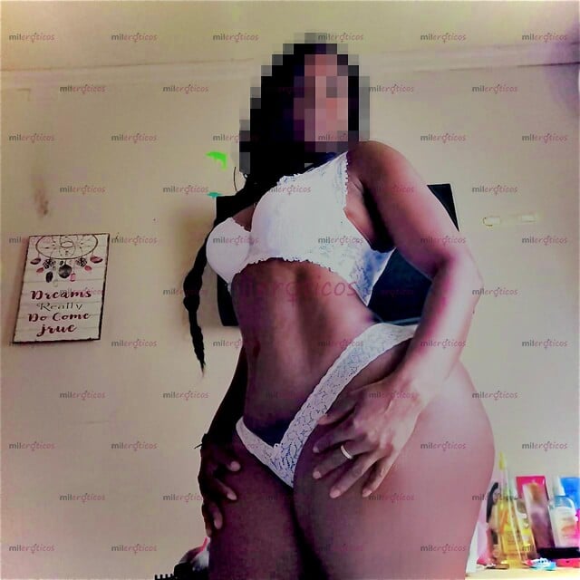 FOTOS DE DAYANNA RICA MORENA MUY COMPLETA EN LA CAMA