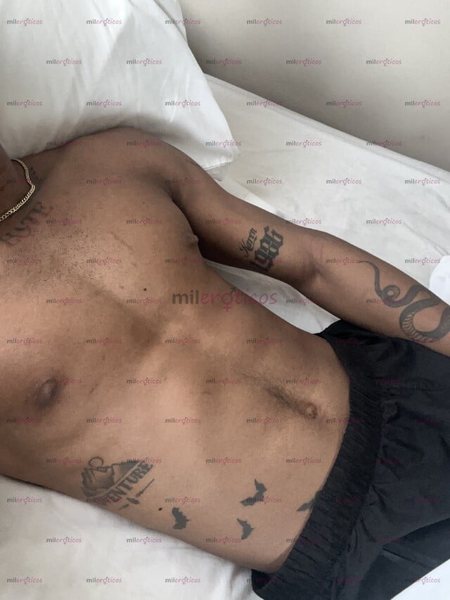 FOTOS DE H,NEGRO ALTO100%ACTIVO 26CM D VERGA BIEN GRANDES PA QE CUMPLA SUS MEJOR FANTASÍA