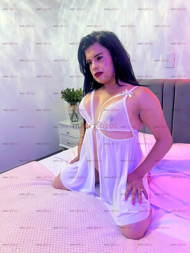 FOTOS DE VEN TE HAGO UN MASAJE EN LA VERGA Y TE SACO LA LECHE CON MIS TETAS